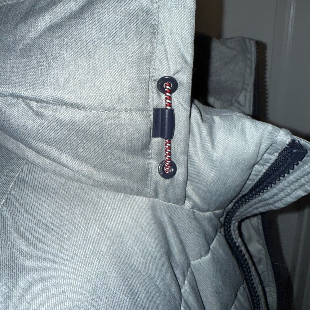 Tommy Hilfiger Men's Light Gray Puffer Jacket - Excellent barely used condition! - Picture 13 of 13